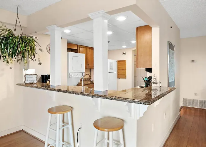 Holiday home Capri-3 Bed/2 Bath Bay Unit With Indoor Pool! Ocean City
