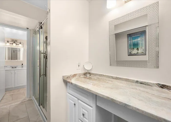 Holiday home Capri-3 Bed/2 Bath Bay Unit With Indoor Pool! Ocean City